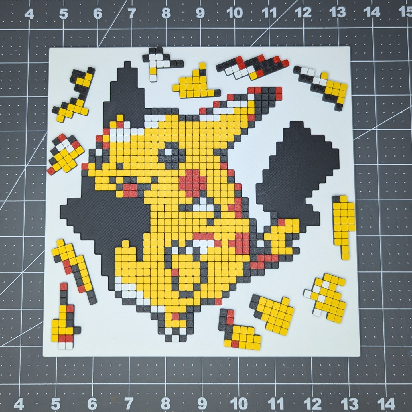 FP-Pikachu-g2-pieces.jpg