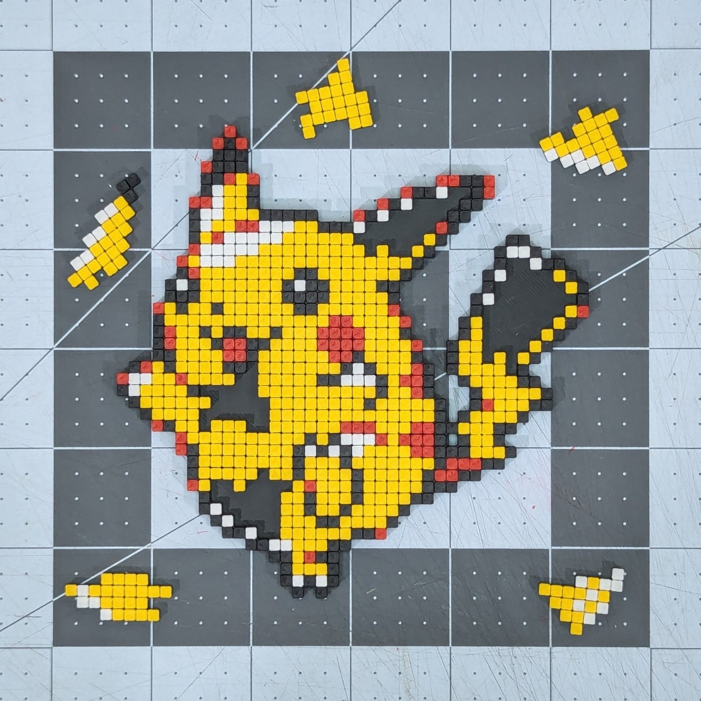OP-Pikachu-g2-pieces.jpg